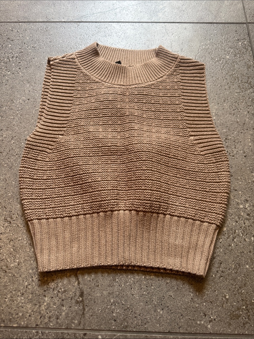 Dynamite Sleeveless Knit Crop Sweater - Taupe